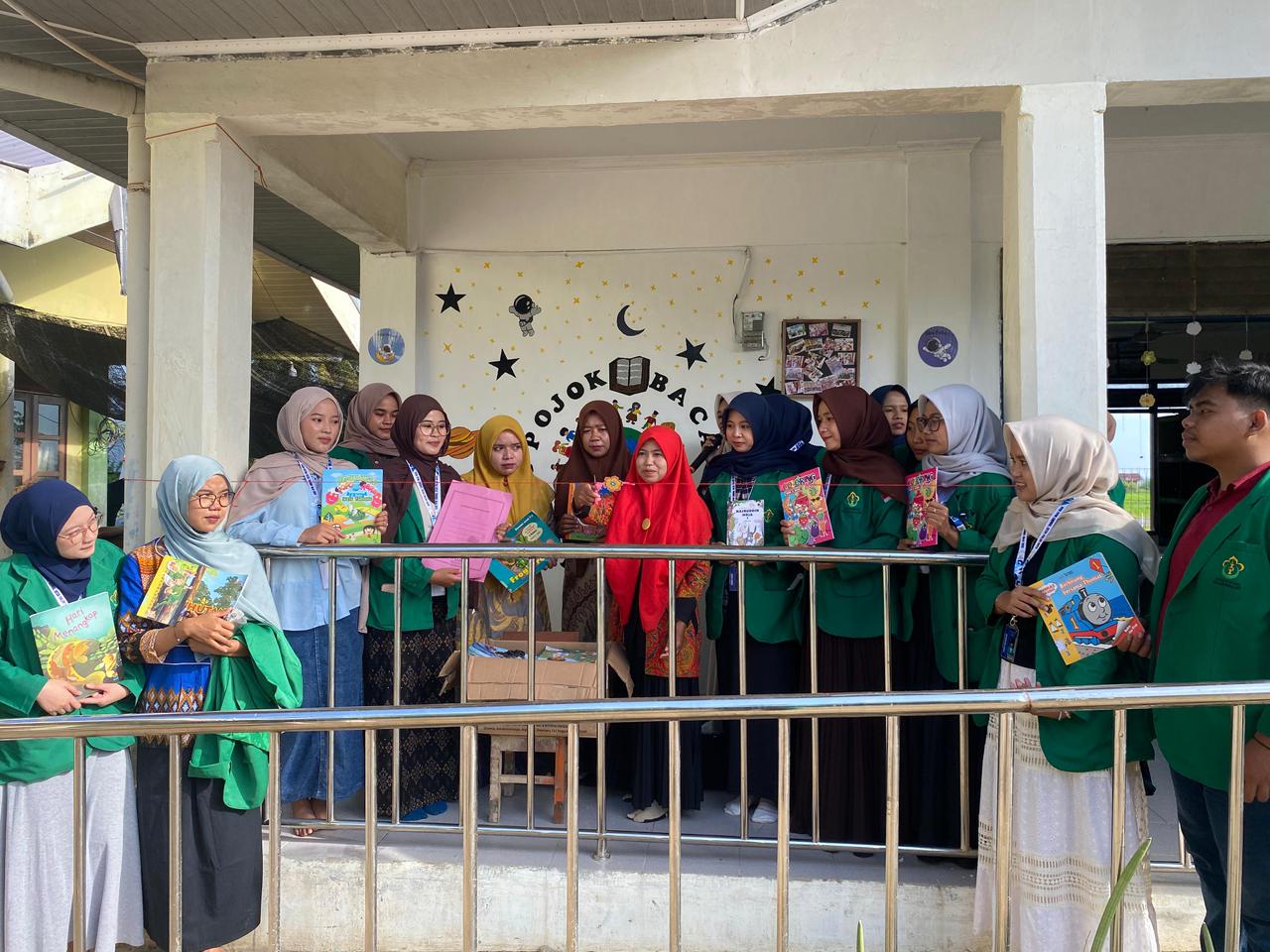 Mahasiswa KKN 19 Resmikan Pojok Baca di TK Bungong Hatee Paloh Raya.